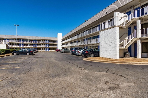 Motel 6-Little Rock, AR - West image 2