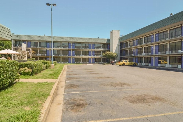 Motel 6-Little Rock, AR - West image 27